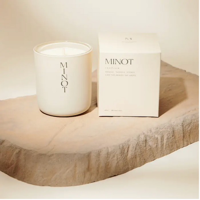 Minot | Candles